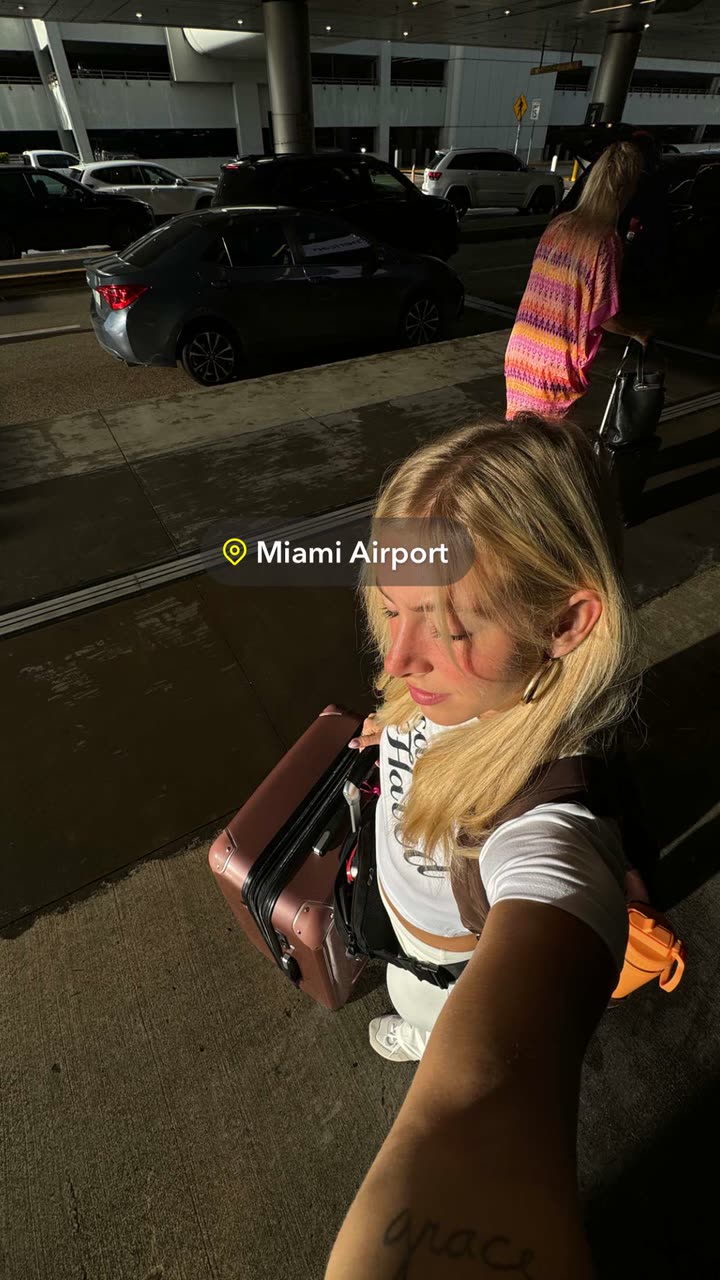 kaygcarlson snapchat image archive image