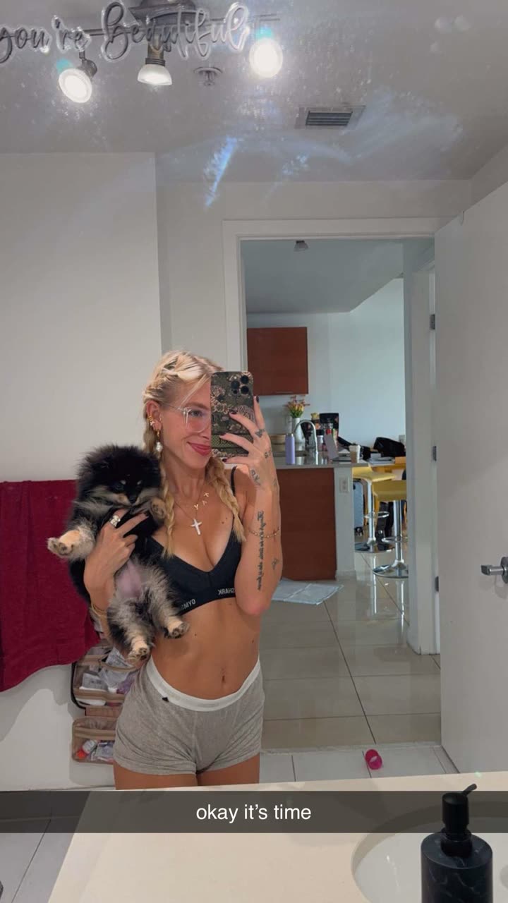 kaygcarlson snapchat image archive image