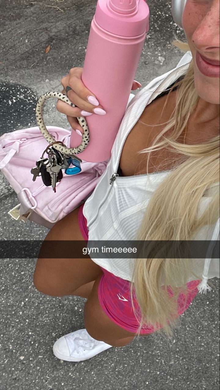 kaygcarlson snapchat image archive image