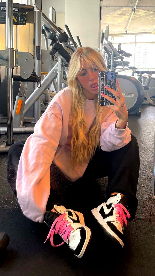 kaygcarlson image ~ Altpins