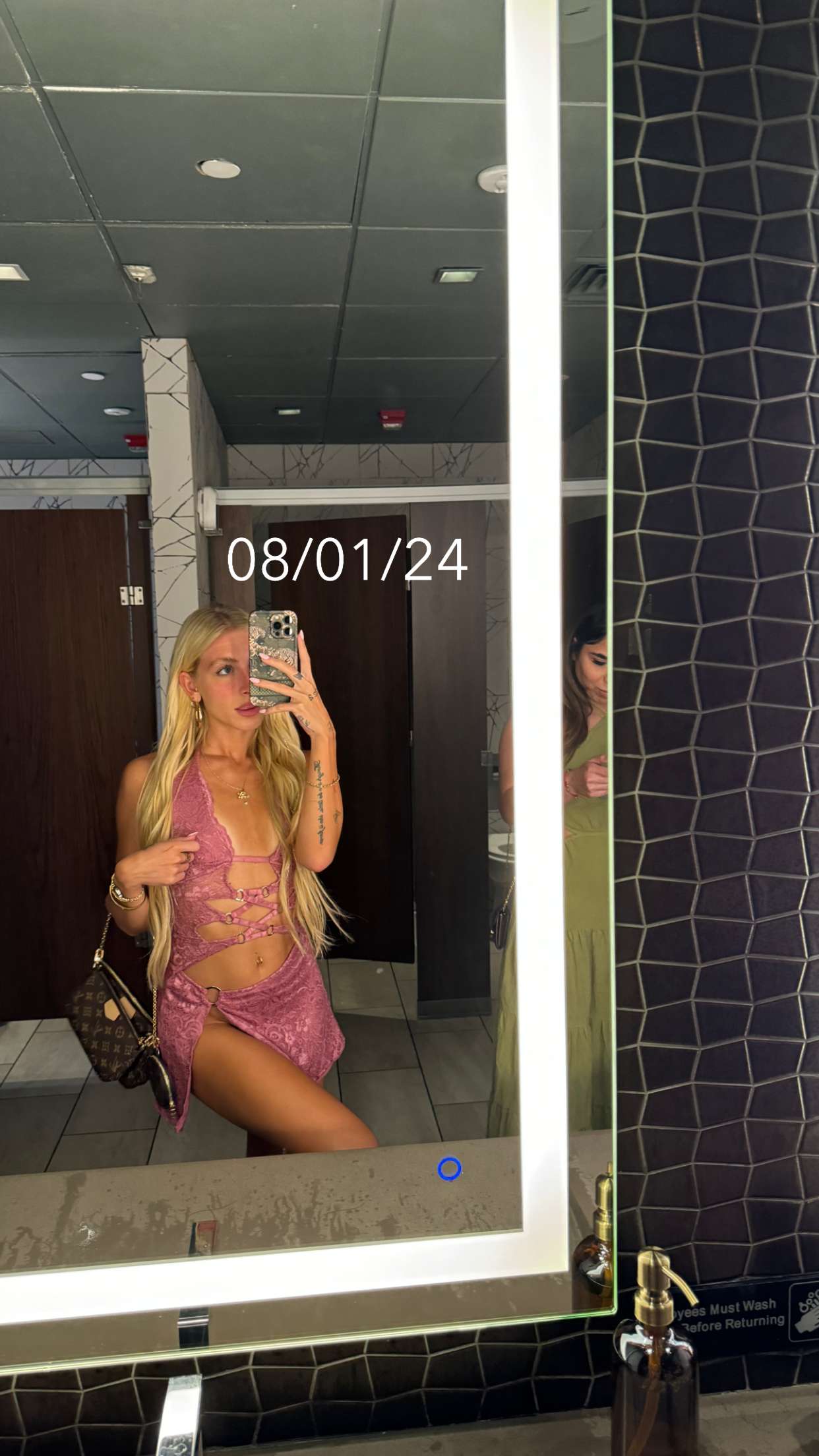 kaygcarlson snapchat image archive image