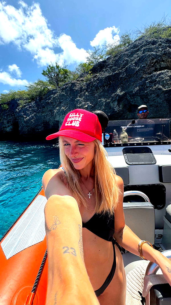 kaygcarlson image ~ Altpins