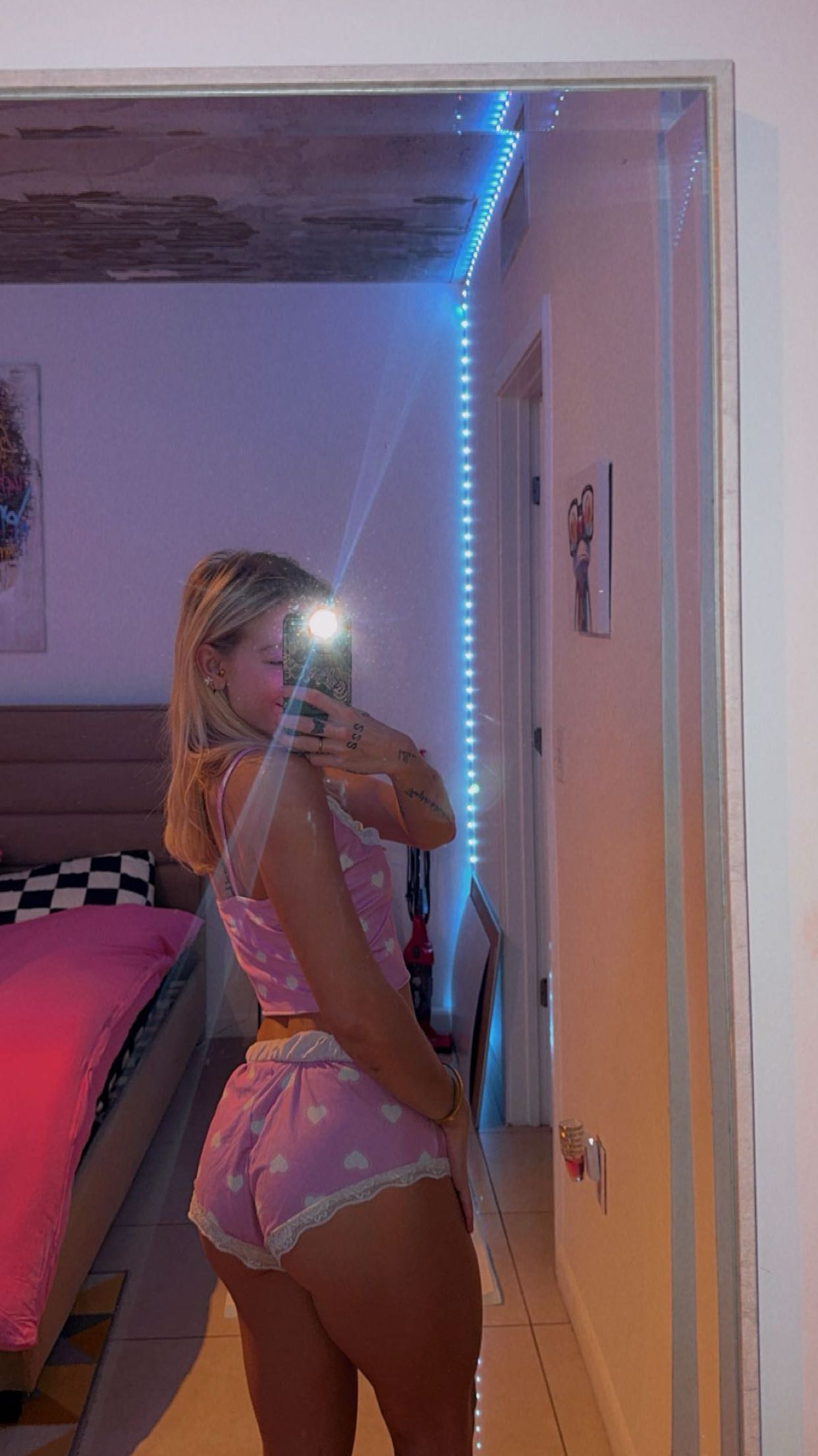 kaygcarlson snapchat image archive image