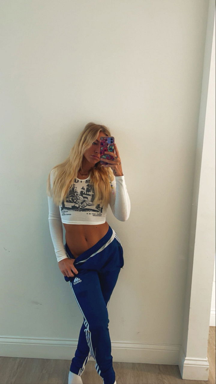 kaygcarlson snapchat image archive image