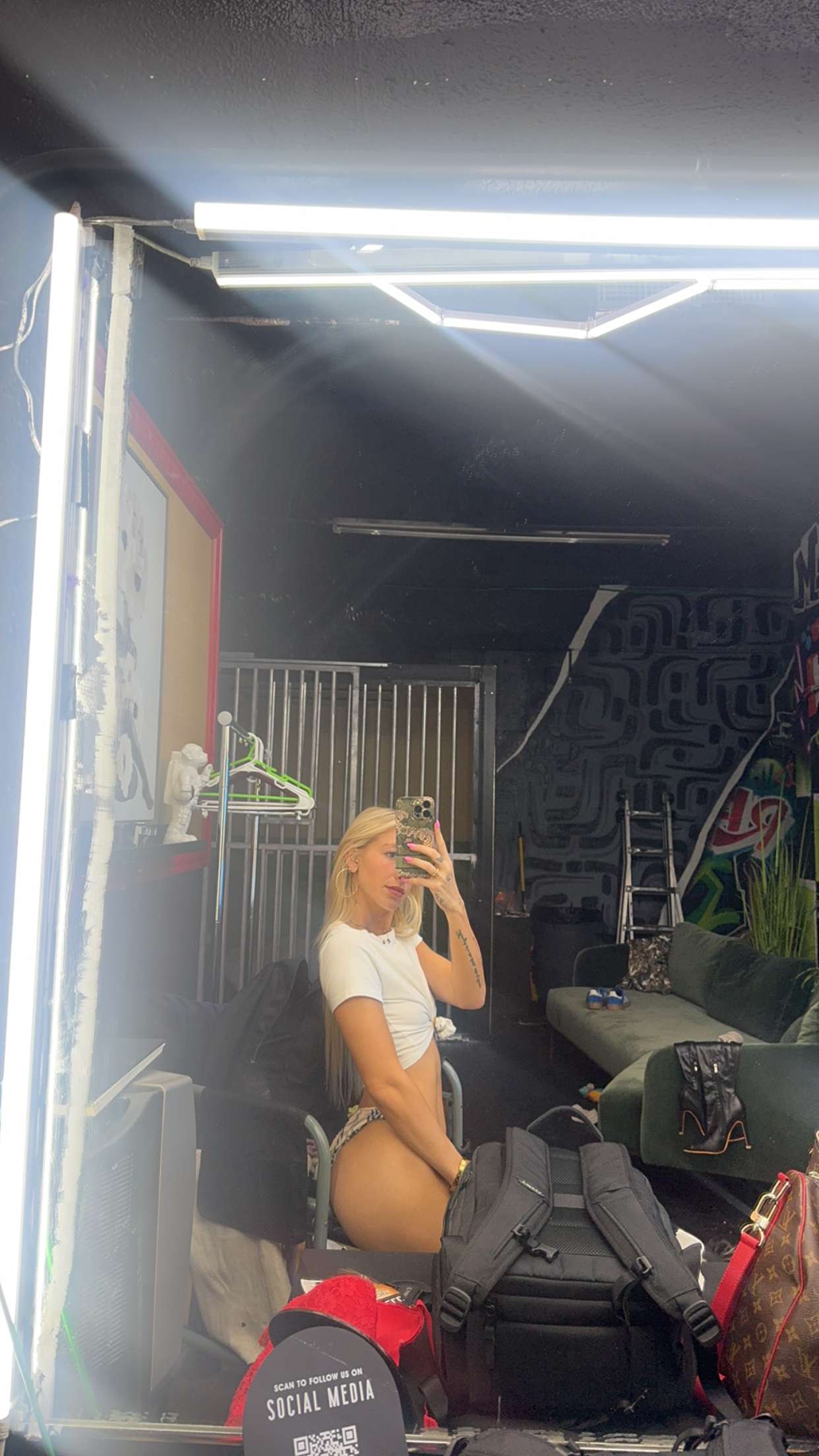 kaygcarlson snapchat image archive image