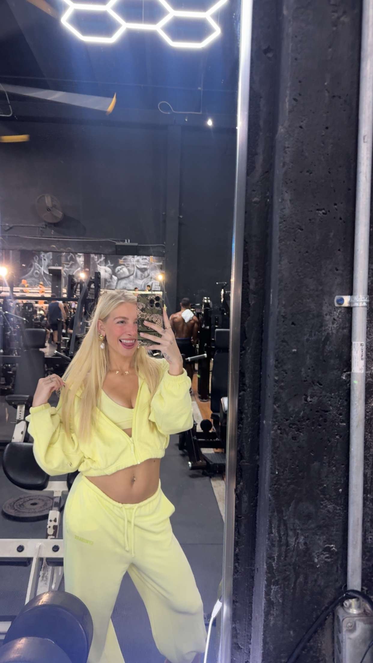 kaygcarlson snapchat image archive image