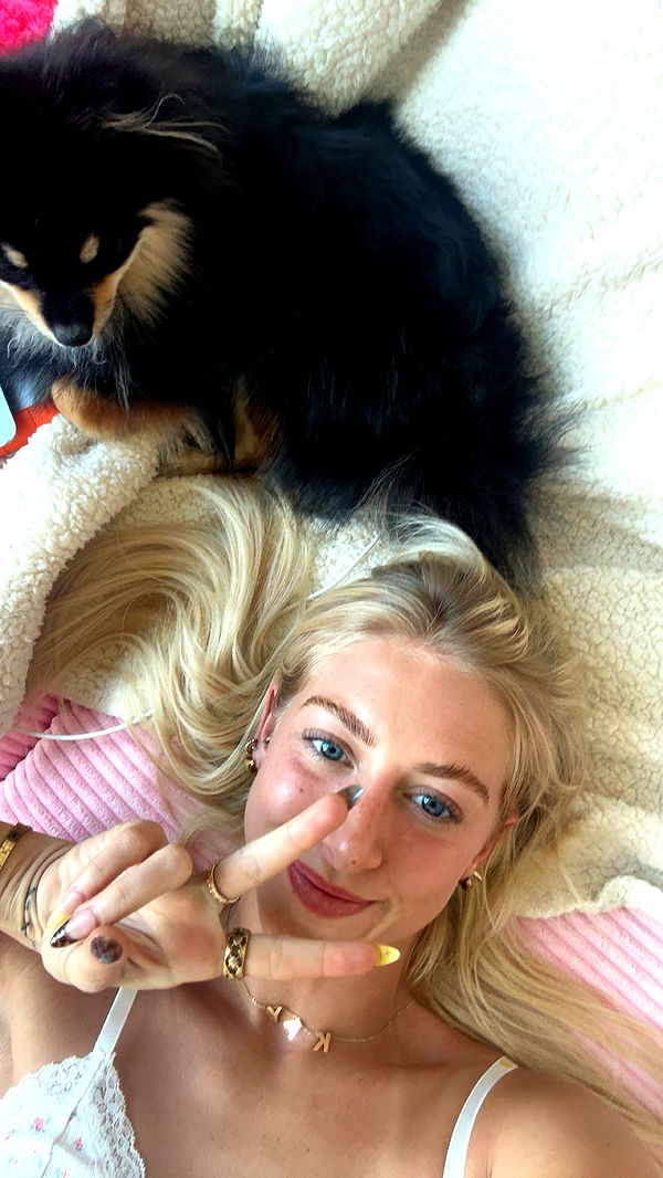 kaygcarlson image ~ Altpins