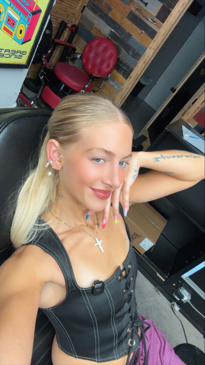 kaygcarlson snapchat image archive image