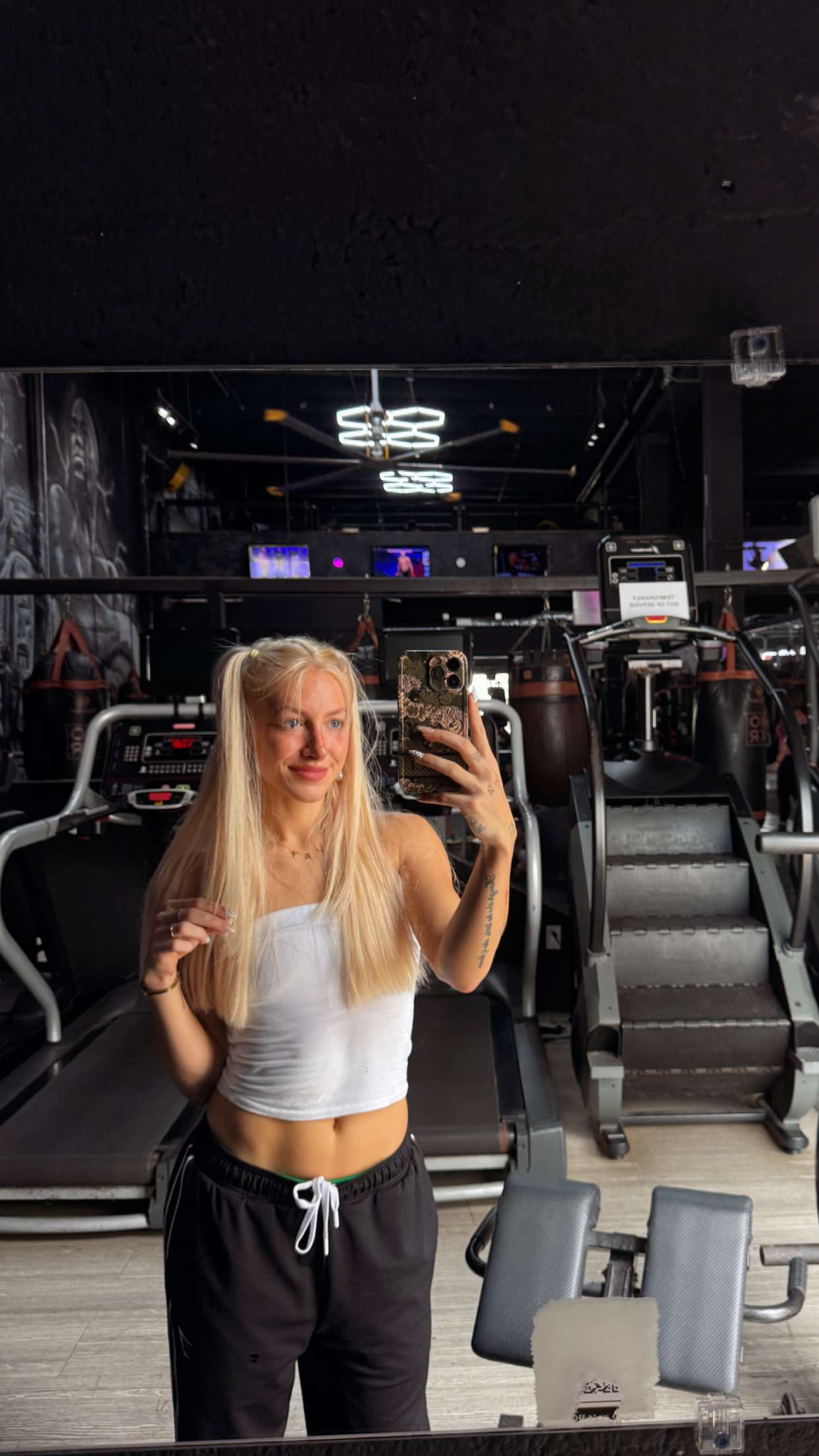 kaygcarlson snapchat image archive image