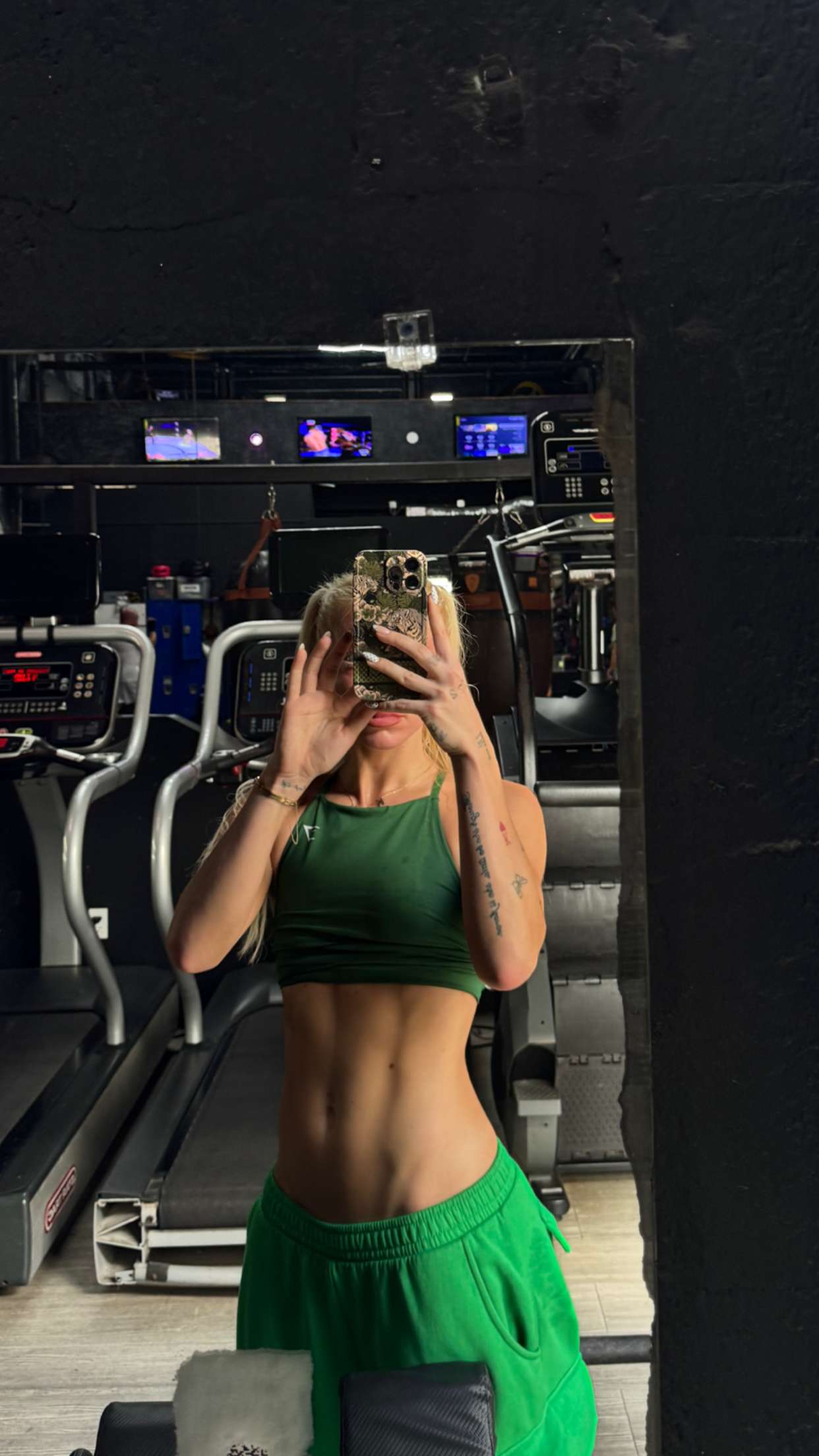 kaygcarlson snapchat image archive image