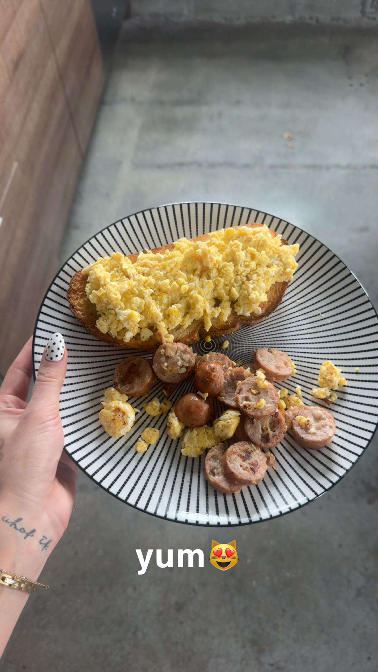 kaygcarlson snapchat image archive image