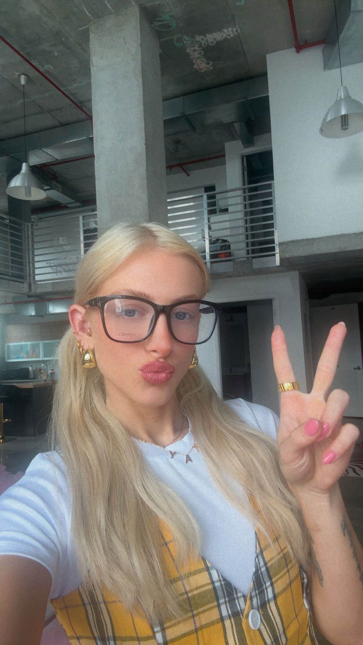 kaygcarlson snapchat image archive image