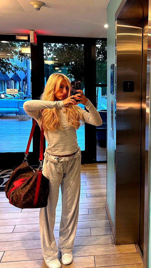 kaygcarlson image ~ Altpins