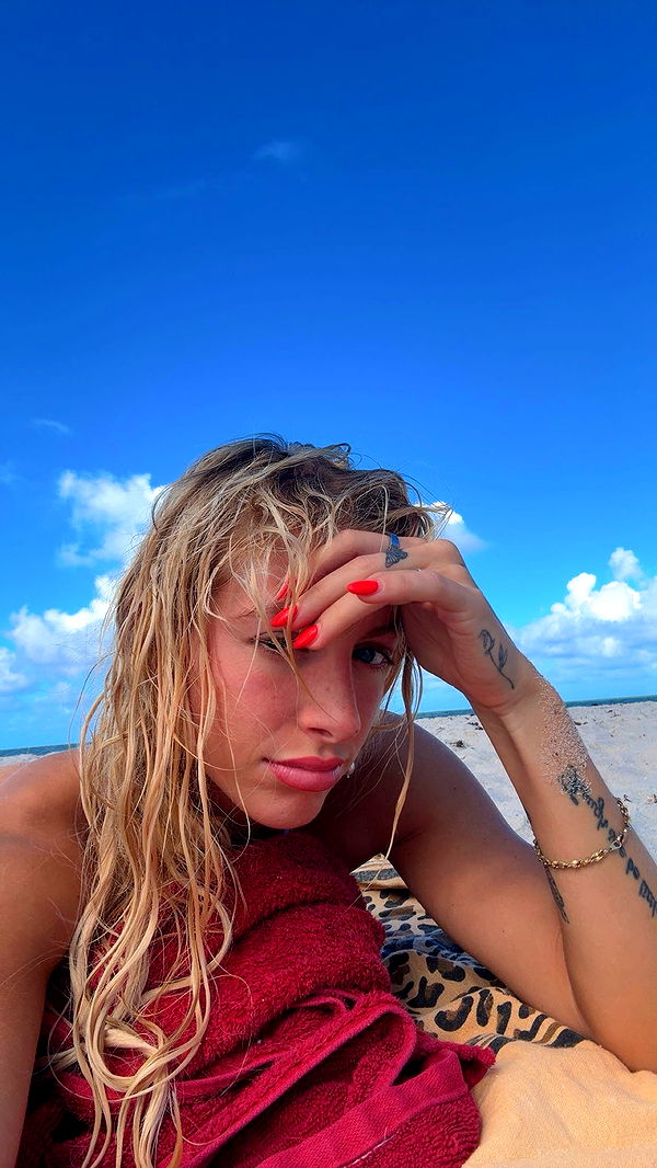 kaygcarlson image ~ Altpins