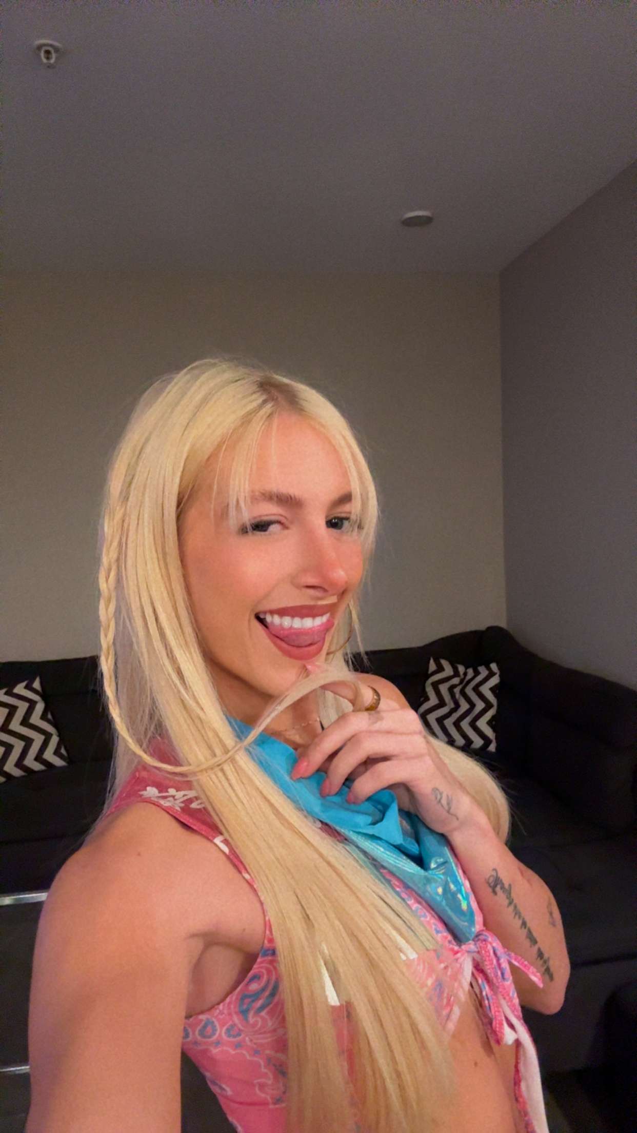 kaygcarlson snapchat image archive image