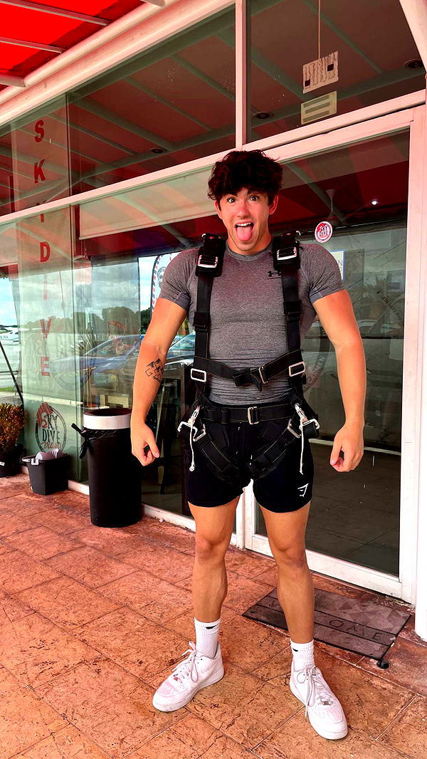 kaygcarlson image ~ Altpins