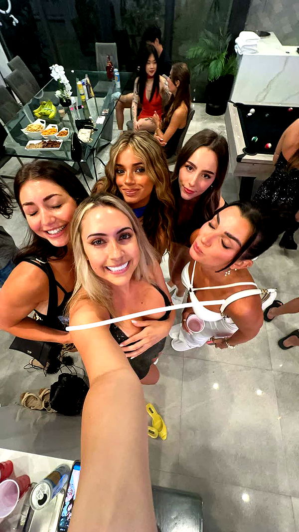 kaylamanouss17 image ~ Altpins