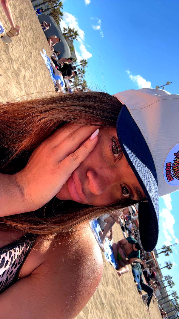 kaylamanouss17 image ~ Altpins