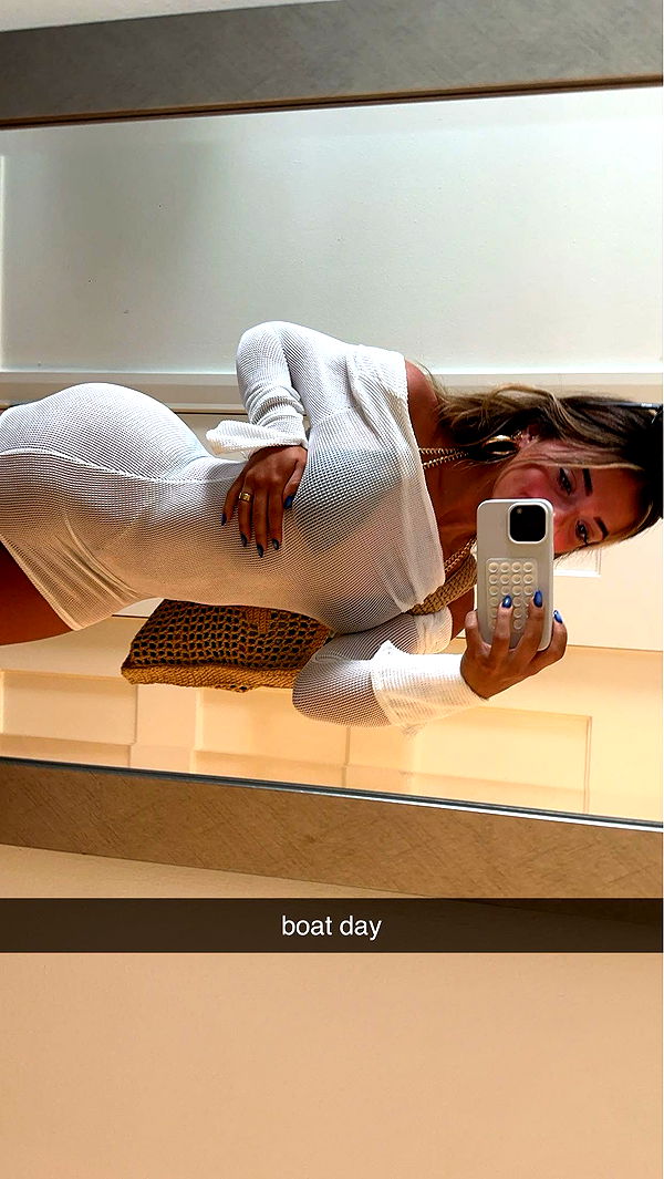 kaylamanouss17 image ~ Altpins