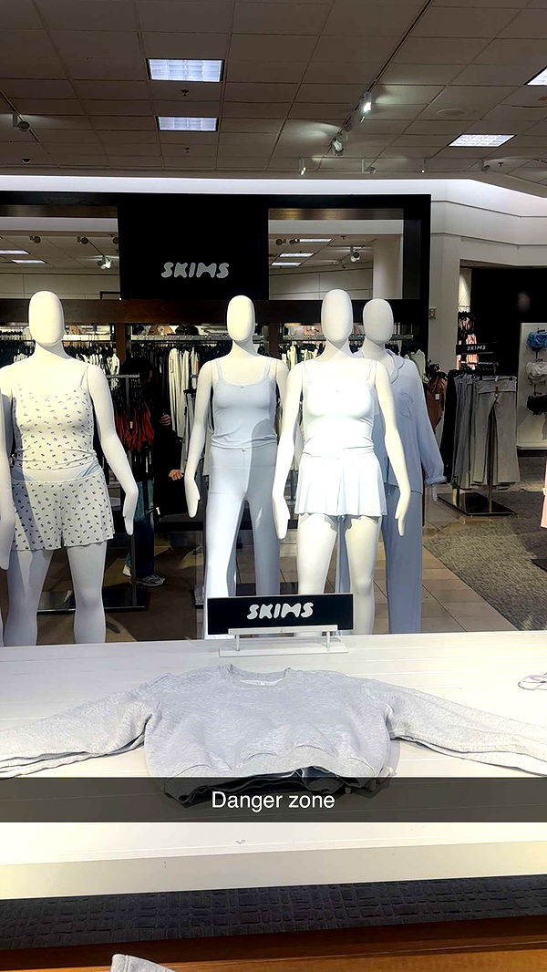 kaylamanouss17 image ~ Altpins