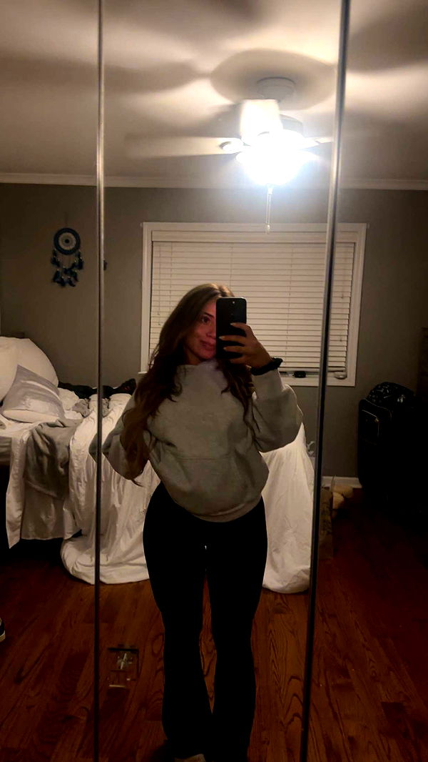 kaylamanouss17 image ~ Altpins