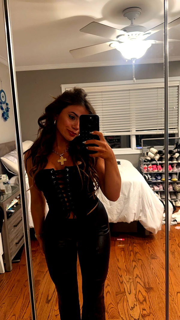 kaylamanouss17 image ~ Altpins