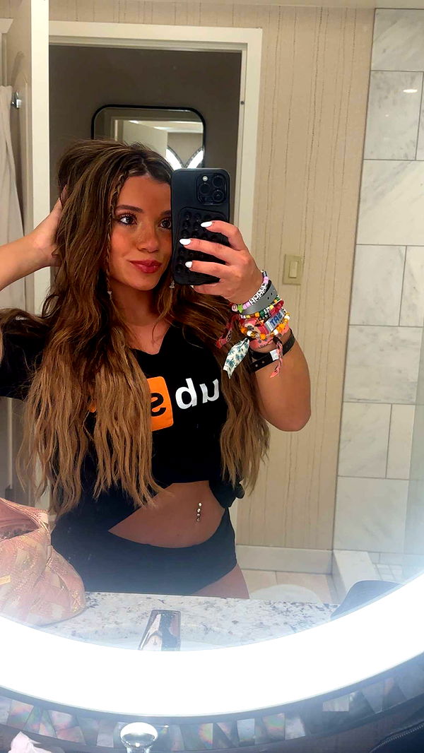 kaylamanouss17 image ~ Altpins