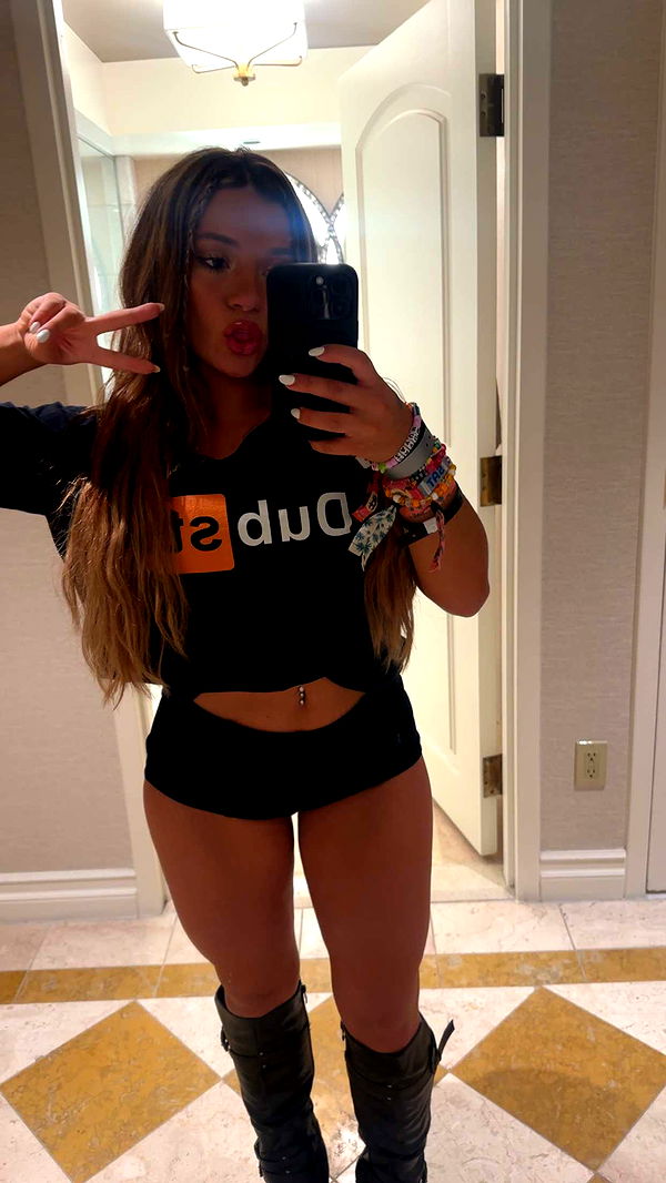 kaylamanouss17 image ~ Altpins