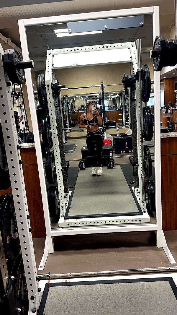 kaylamanouss17 image ~ Altpins