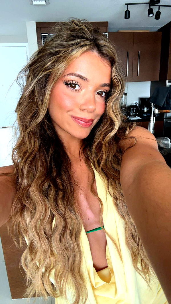 kaylamanouss17 image ~ Altpins