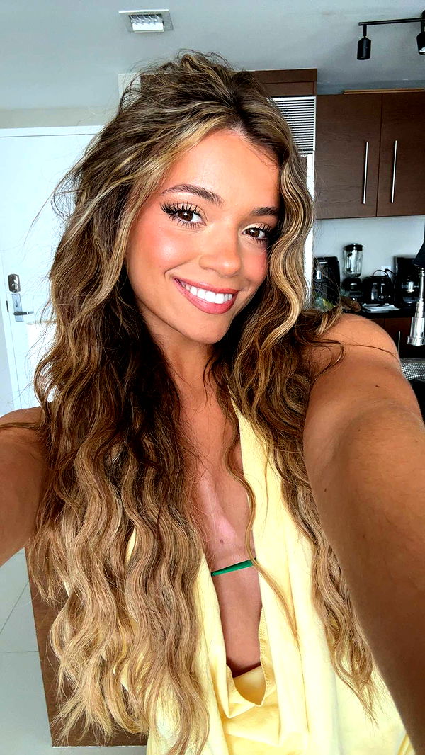 kaylamanouss17 image ~ Altpins