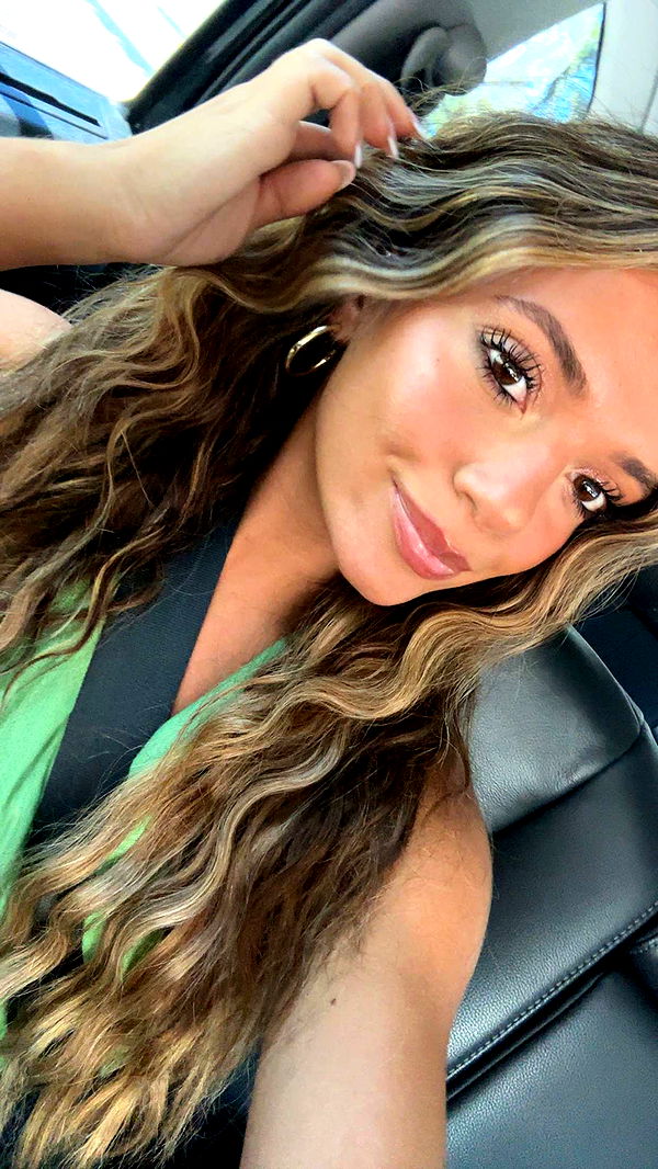 kaylamanouss17 image ~ Altpins