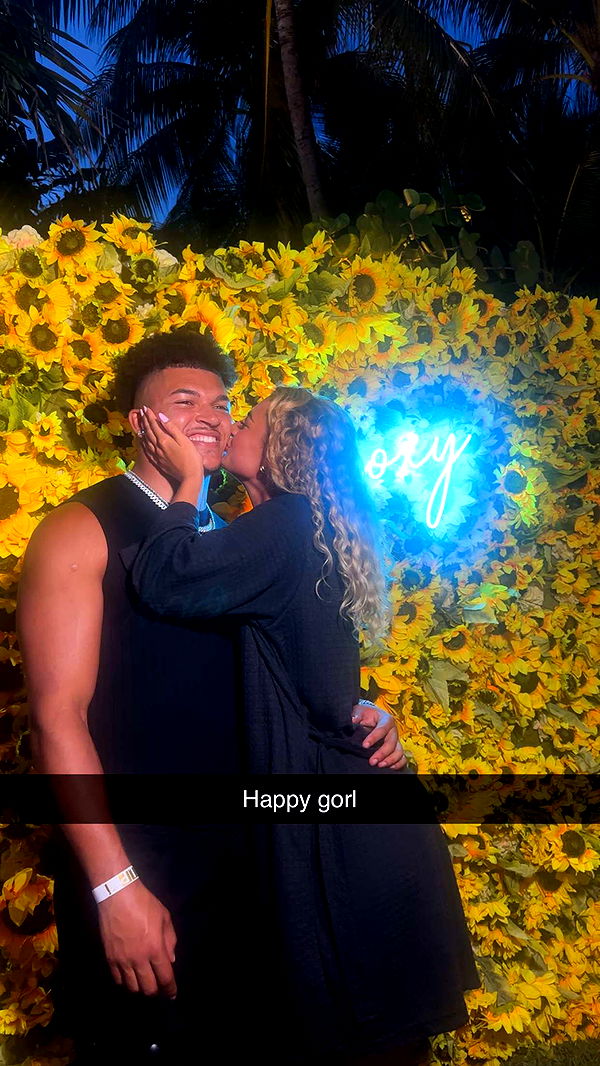 kaylamanouss17 image ~ Altpins