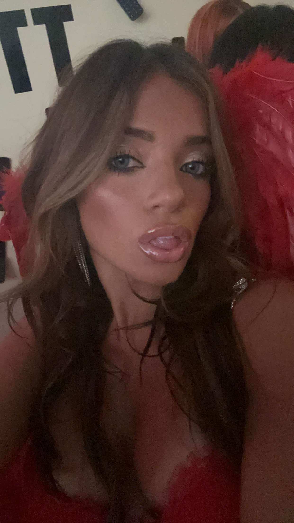 kaylamanouss17 snapchat image archive image