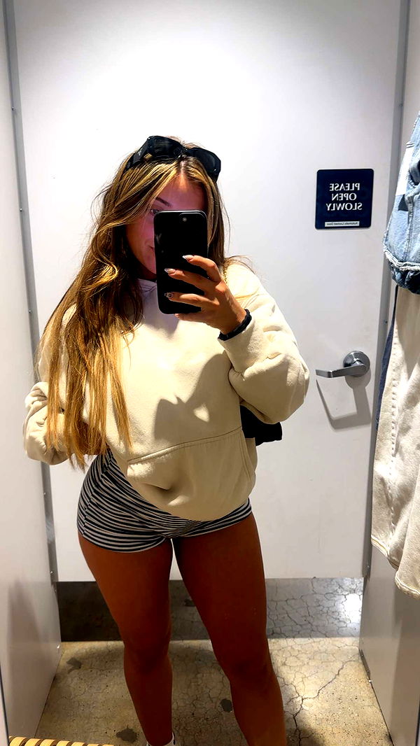 kaylamanouss17 image ~ Altpins