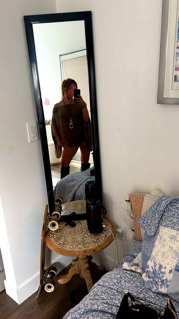 kaylamanouss17 image ~ Altpins