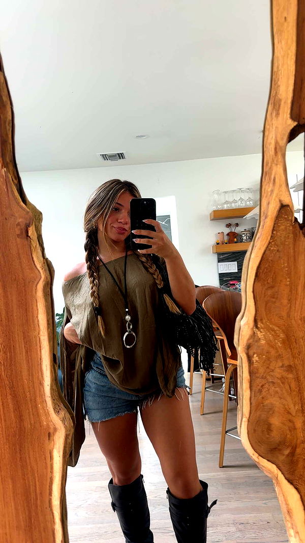 kaylamanouss17 image ~ Altpins