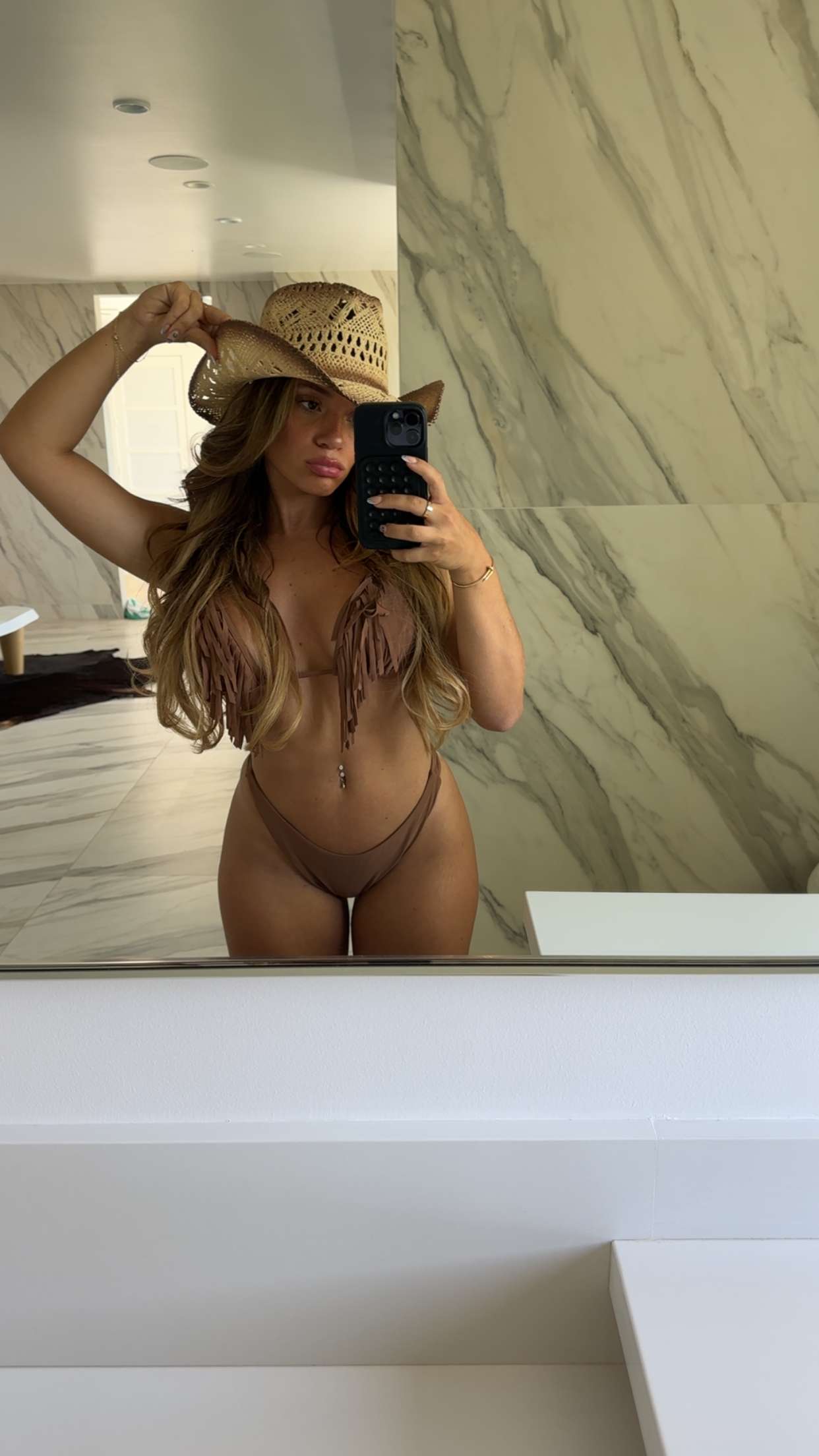 kaylamanouss17 snapchat image archive image