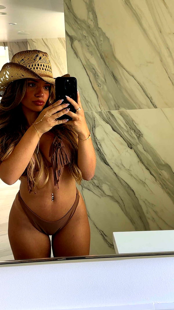 kaylamanouss17 image ~ Altpins