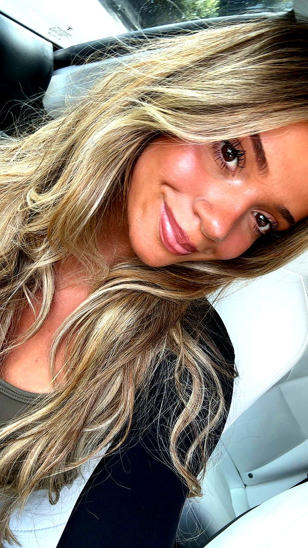 kaylamanouss17 image ~ Altpins