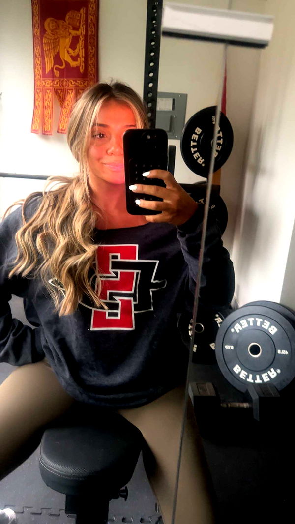 kaylamanouss17 image ~ Altpins