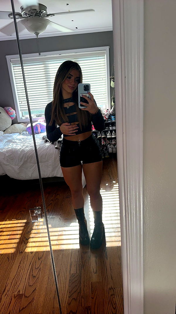 kaylamanouss17 image ~ Altpins