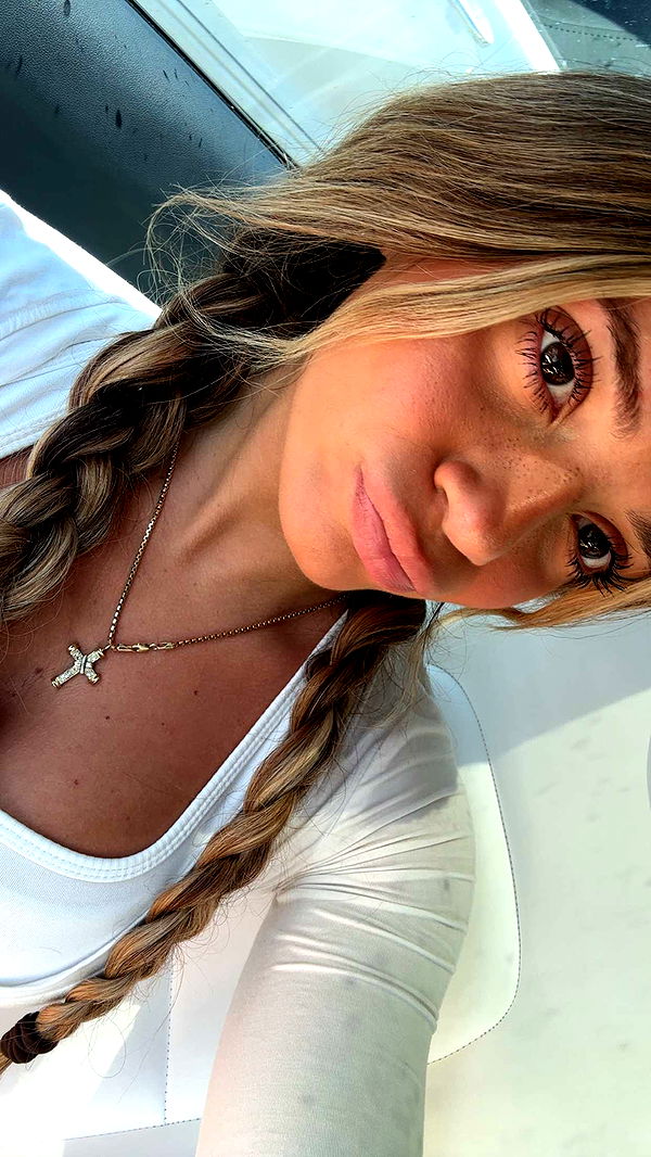 kaylamanouss17 image ~ Altpins