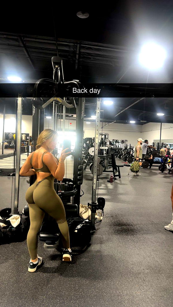 kaylamanouss17 image ~ Altpins