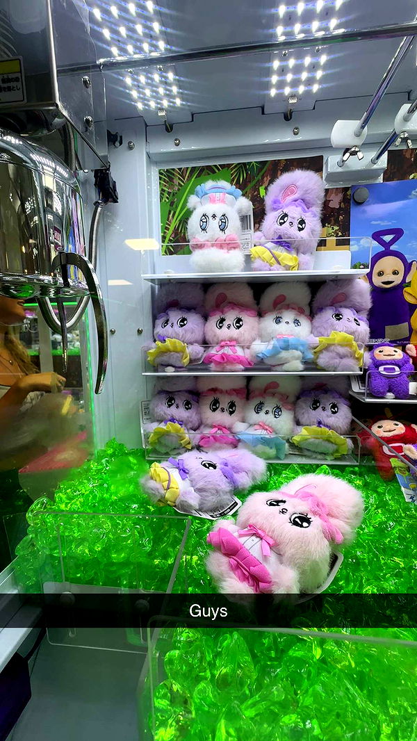 kaylamanouss17 image ~ Altpins