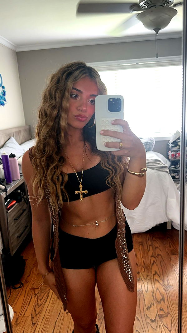 kaylamanouss17 image ~ Altpins