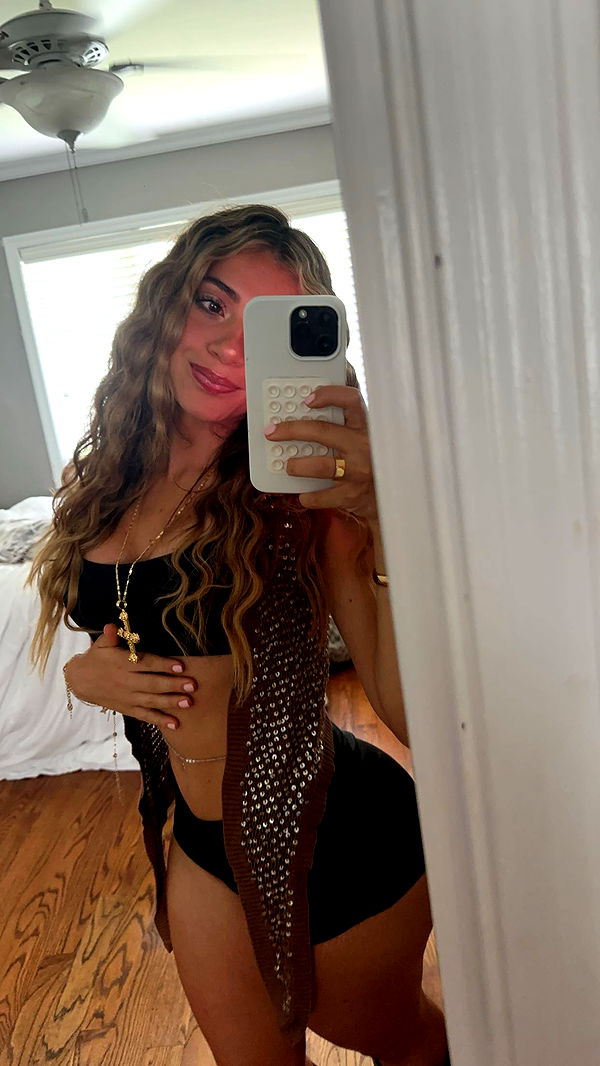 kaylamanouss17 image ~ Altpins