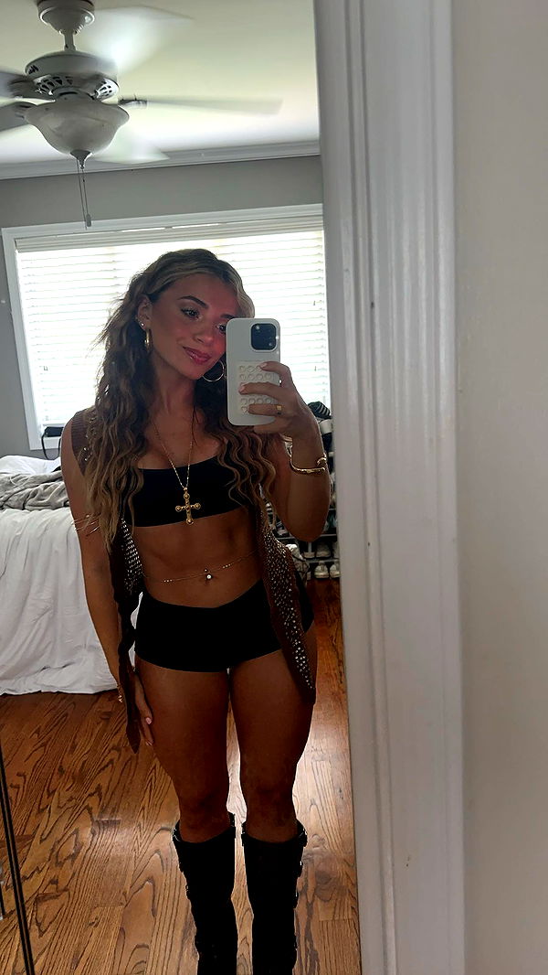 kaylamanouss17 image ~ Altpins