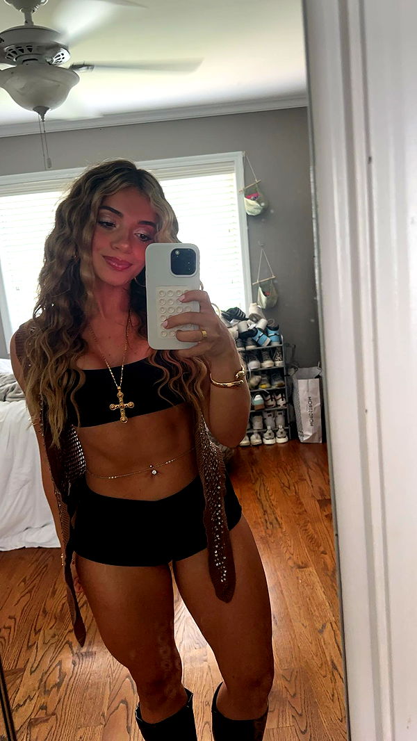 kaylamanouss17 image ~ Altpins