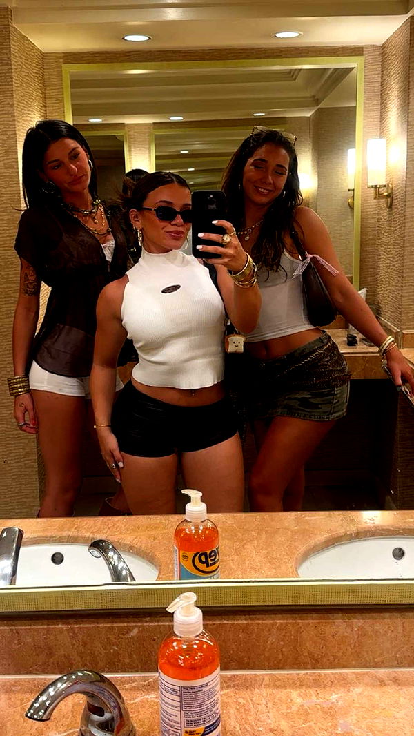 kaylamanouss17 image ~ Altpins